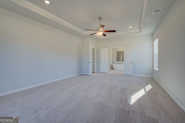 125 Cooper Cove W, Fayetteville, GA 30215