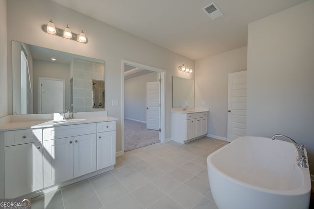 125 Cooper Cove W, Fayetteville, GA 30215