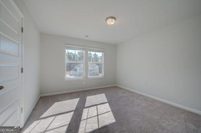 125 Cooper Cove W, Fayetteville, GA 30215