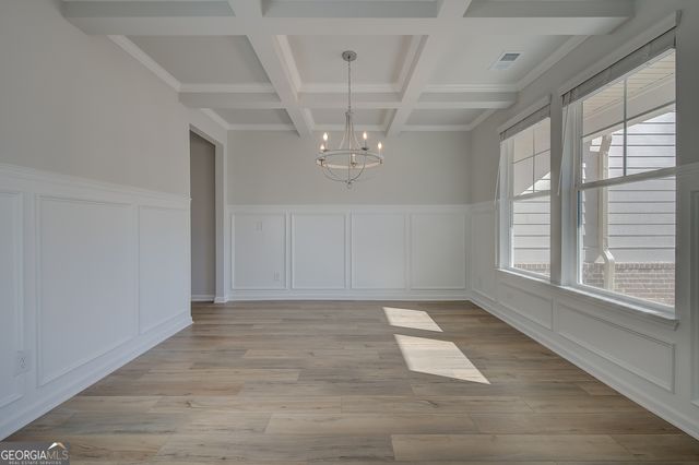 125 Cooper Cove W, Fayetteville, GA 30215