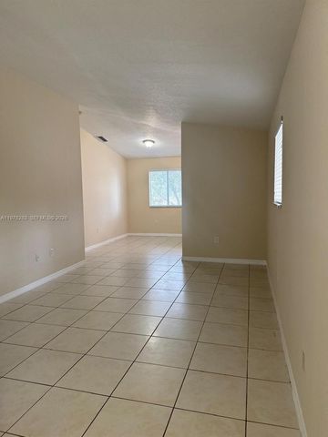 2930 SE 12th Rd 206-31, Homestead, FL 33035