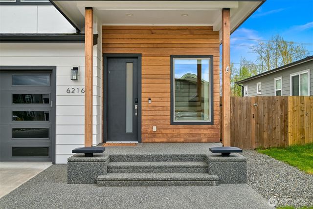 6216 Fernridge Court, Ferndale, WA 98248