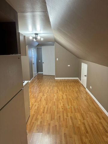 4806 S Karlov Avenue, Chicago, IL 60632