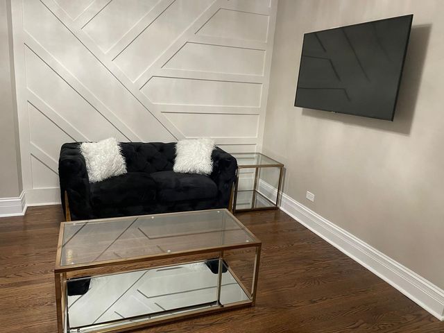 4806 S Karlov Avenue, Chicago, IL 60632