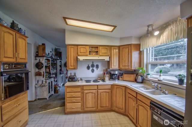 15922 Agate Street SE, Yelm, WA 98597