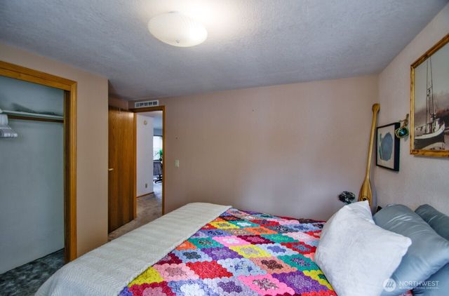 15922 Agate Street SE, Yelm, WA 98597