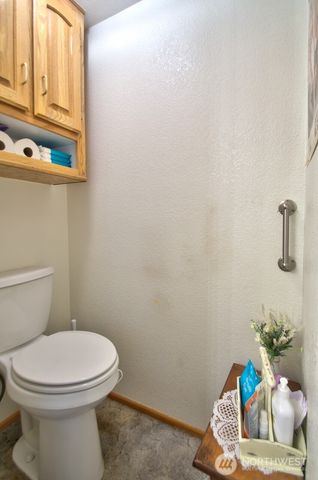 15922 Agate Street SE, Yelm, WA 98597