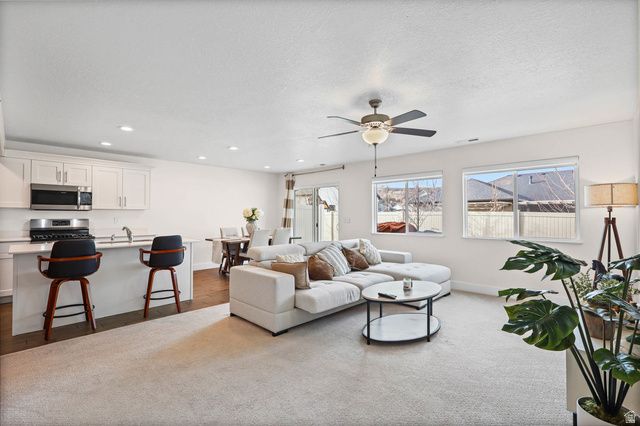 6539 S LIBERTY WAY, South Weber, UT 84405