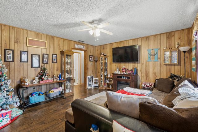 1753 Vz County Road 2414, Canton, TX 75103