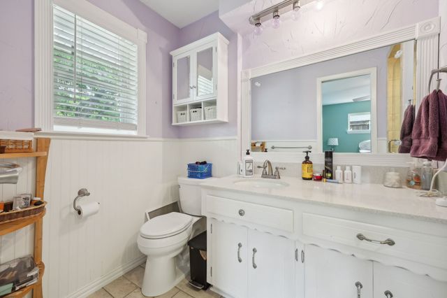 1208 Storyglen Street, Irving, TX 75062