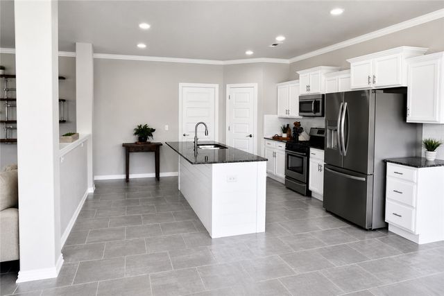 1687 S Harding Place, Fayetteville, AR 72701