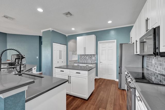 6591 Traveler Road, West Palm Beach, FL 33411