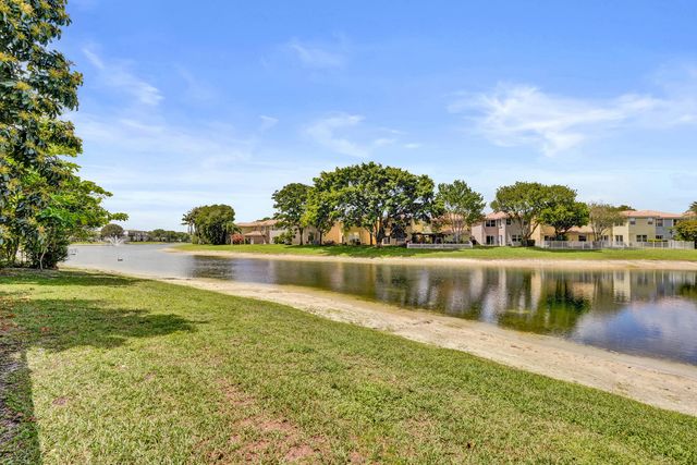 6591 Traveler Road, West Palm Beach, FL 33411