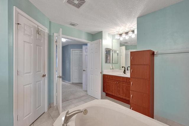 6591 Traveler Road, West Palm Beach, FL 33411