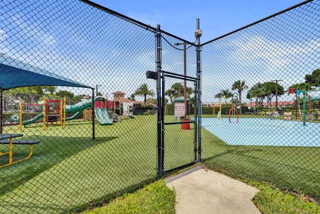 6591 Traveler Road, West Palm Beach, FL 33411