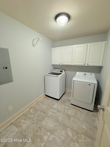 3156 Juniper Branch Drive, Grimesland, NC 27837