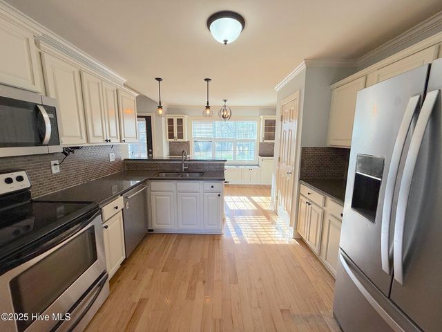 3156 Juniper Branch Drive, Grimesland, NC 27837