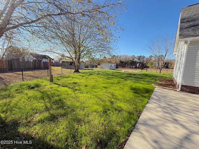 3156 Juniper Branch Drive, Grimesland, NC 27837