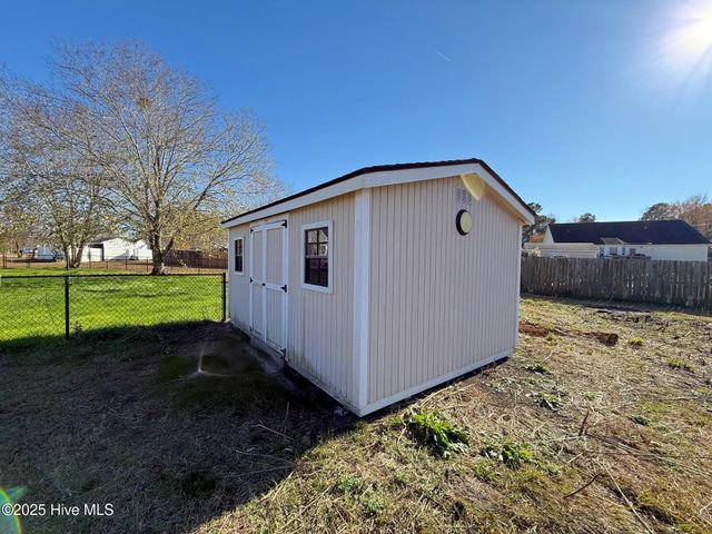 3156 Juniper Branch Drive, Grimesland, NC 27837