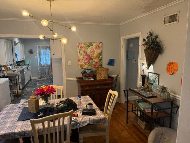 4437 Clingman, Shreveport, LA 71105