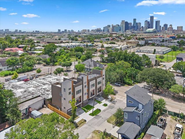3510 Saltus Street, Houston, TX 77003