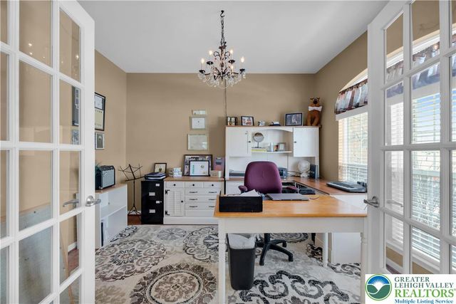 222 Lower Way Road, Palmer Twp, PA 18045