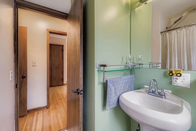 4416 30th Avenue S, Minneapolis, MN 55406