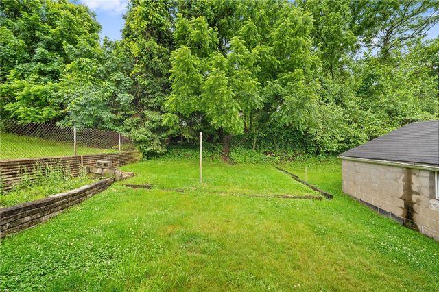3448 Steele, Mckeesport, PA 15132