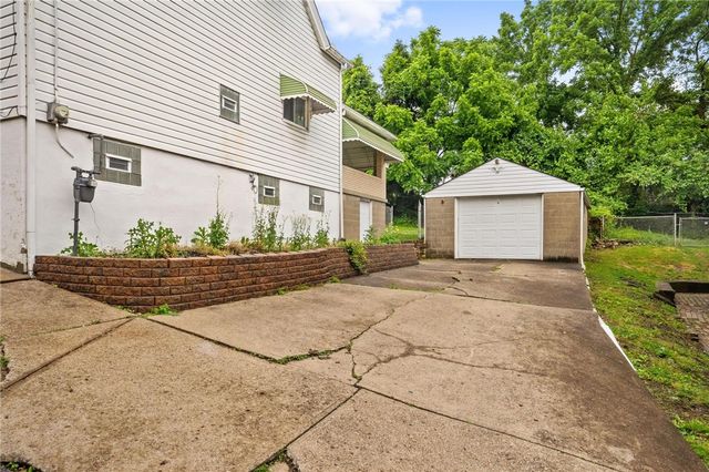 3448 Steele, Mckeesport, PA 15132