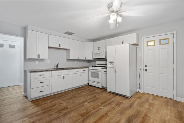 3448 Steele, Mckeesport, PA 15132