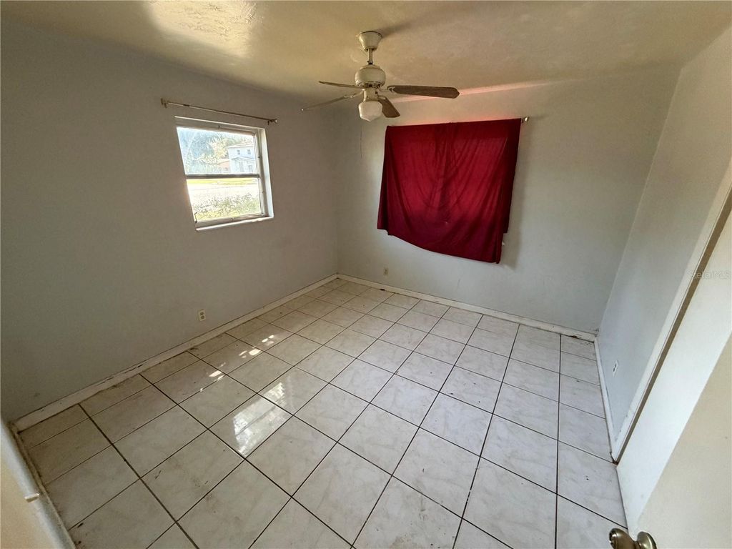 Image 22 of property listing at 4100 NW 39TH AVENUE, Fort Lauderdale, FL 33309