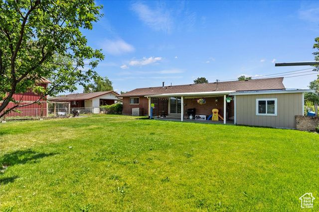4533 S 2075 W, Roy, UT 84067