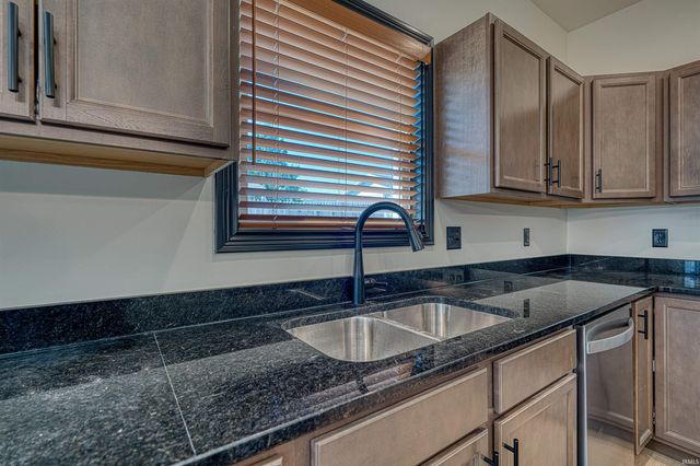 312 SUNSET Drive, Mount Vernon, IN 47620