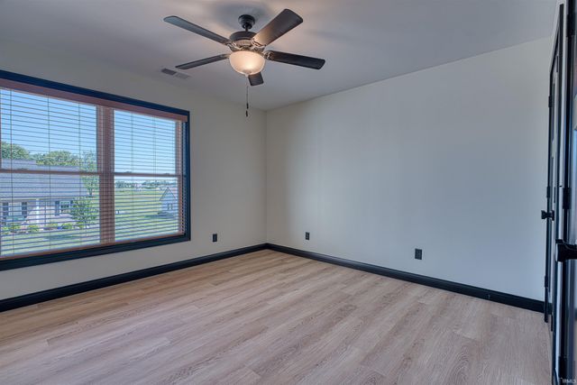 312 SUNSET Drive, Mount Vernon, IN 47620