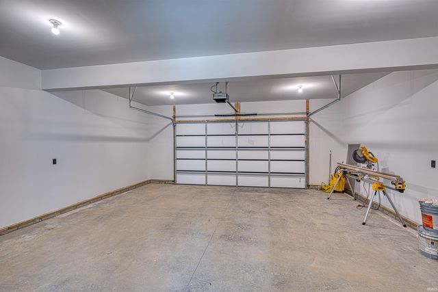 312 SUNSET Drive, Mount Vernon, IN 47620