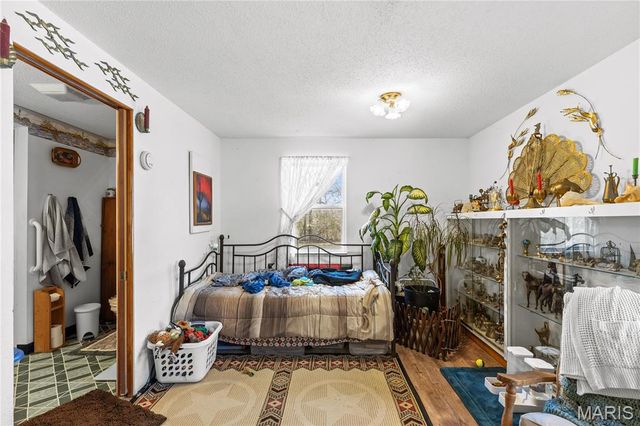 345 Robin Lane, St Clair, MO 63077