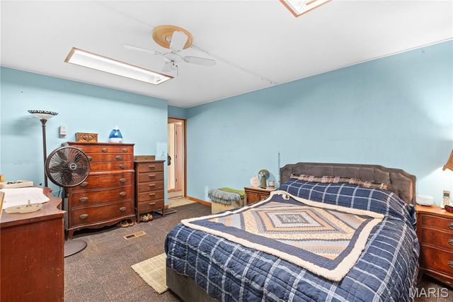 345 Robin Lane, St Clair, MO 63077