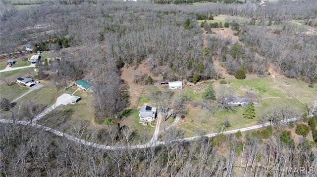 345 Robin Lane, St Clair, MO 63077