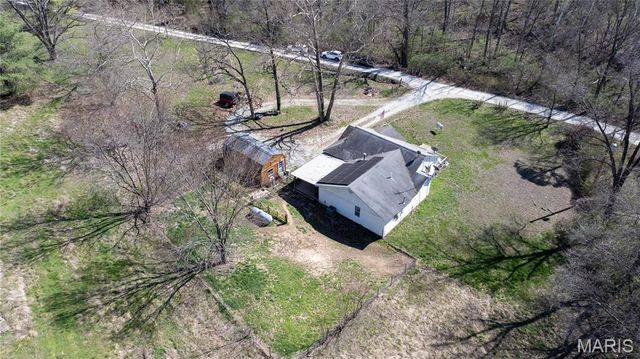 345 Robin Lane, St Clair, MO 63077