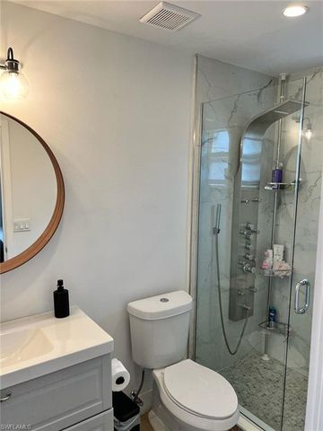 811 94th AVE N, Naples, FL 34108