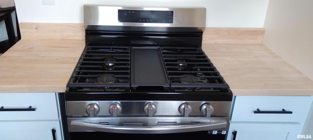 803 W MEADOW Place, Peoria, IL 61604