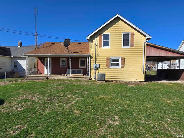 637 S 3RD Avenue, Canton, IL 61520