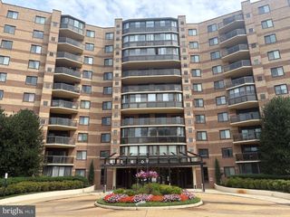 8380 GREENSBORO #718, Mclean, VA 22102