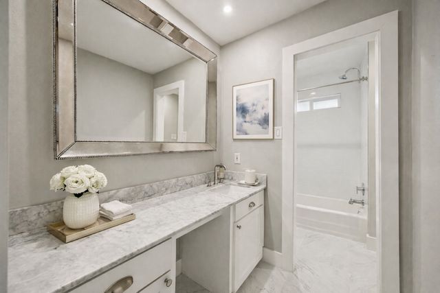 6976 Walling Lane, Dallas, TX 75231