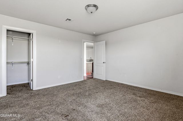 14576 Faxon Yucca, Horizon City, TX 79928