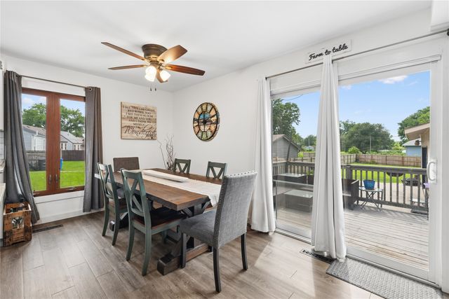 1420 Searle Street, Des Moines, IA 50317