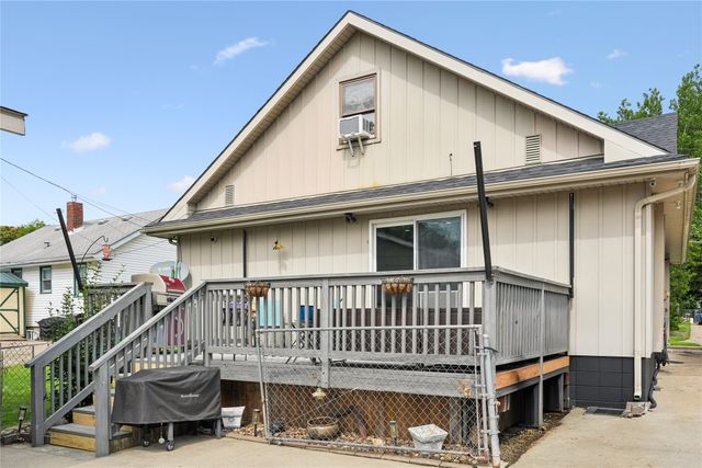 1420 Searle Street, Des Moines, IA 50317