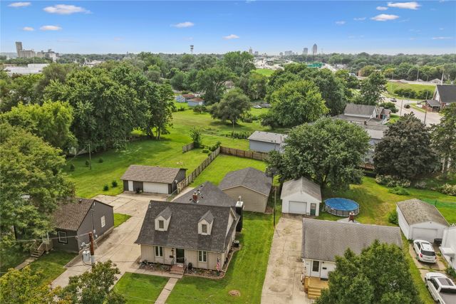 1420 Searle Street, Des Moines, IA 50317
