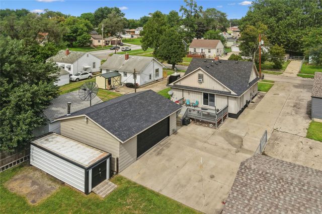 1420 Searle Street, Des Moines, IA 50317