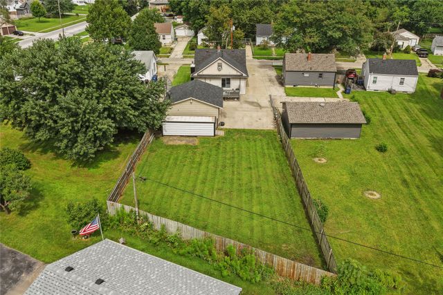 1420 Searle Street, Des Moines, IA 50317
